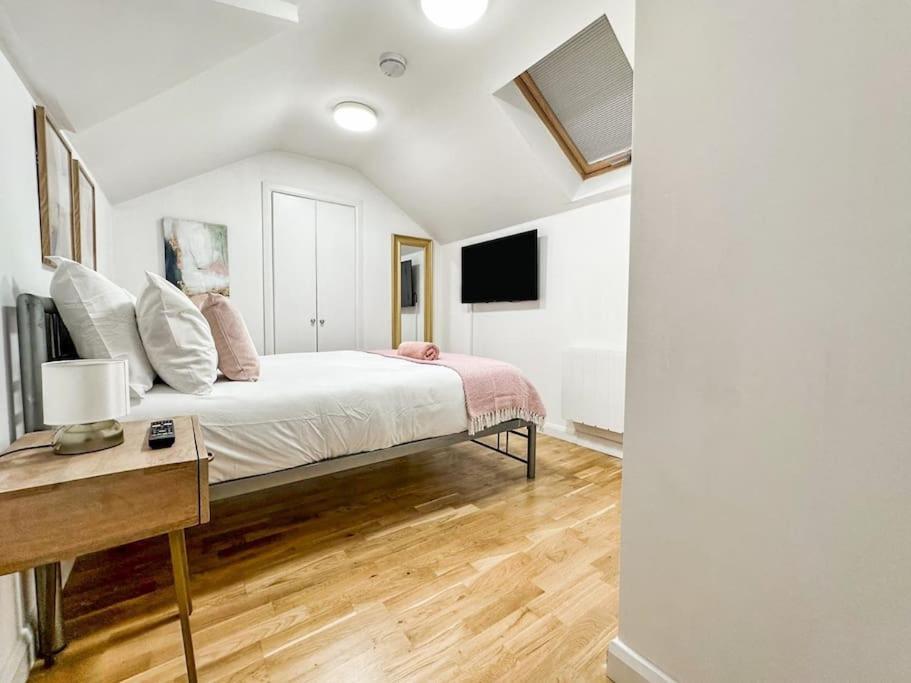 Newly Refurbished Luxury 3 Bedroom Apartment Londres Exterior foto